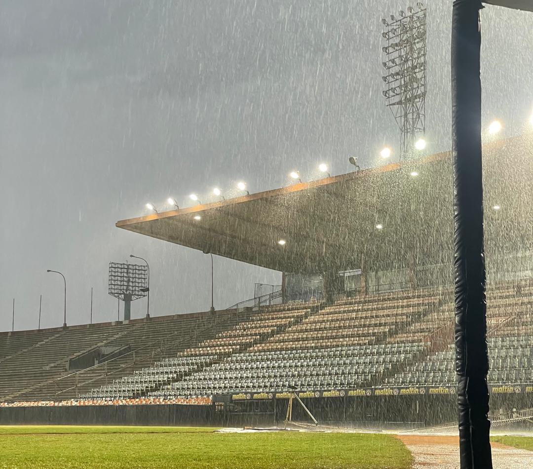 Ráfagas de viento y fuertes lluvias causan afectaciones en Maracaibo y San Francisco