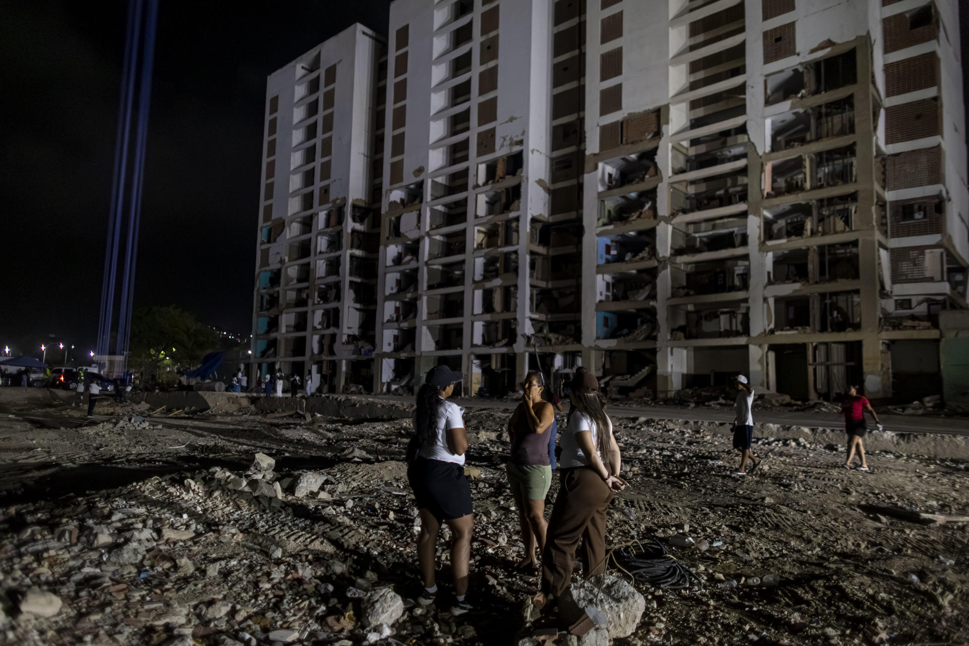 Después del terremoto en Venezuela, estas mujeres buscan su futuro en el sueño americano