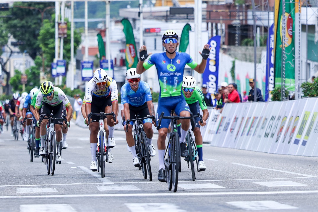 Vuelta a Venezuela: Luis Pinto sentenció en Valera la primera etapa < El Informador Venezuela