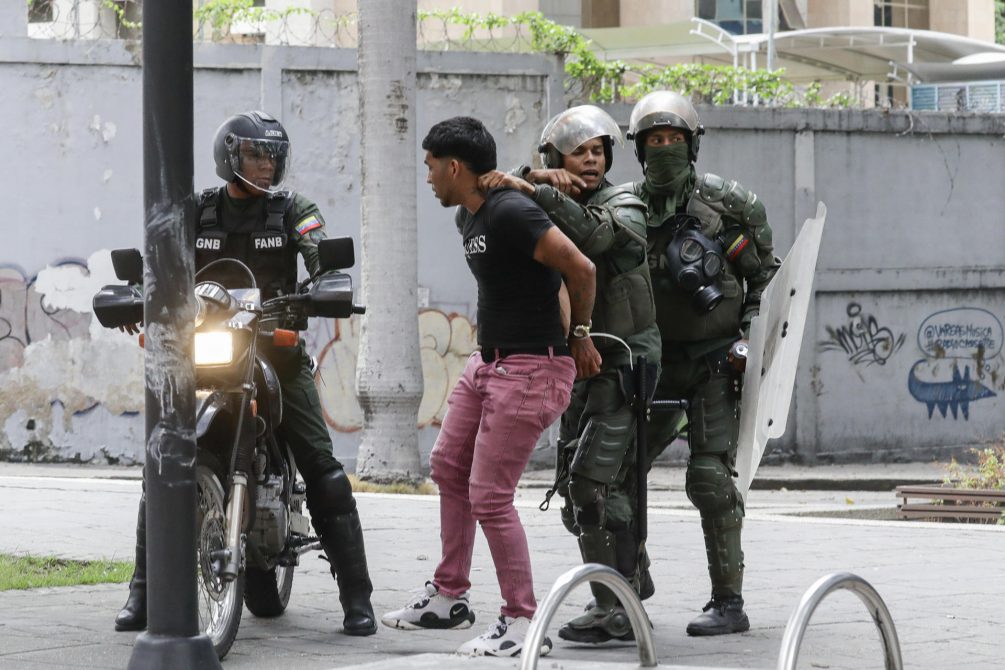 Más de 100 adolescentes imputados por la Ley contra el Odio en Venezuela entre 2024 y 2025