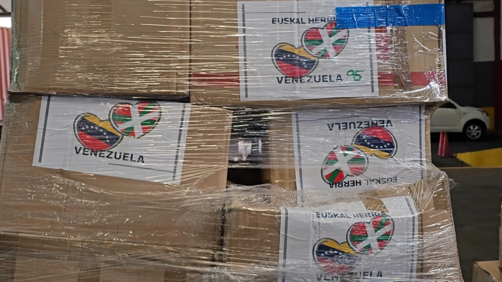 Arriba a Venezuela ayuda humanitaria procedentes de España y Emiratos Árabes para afectados por los terremotos < El Informador Venezuela