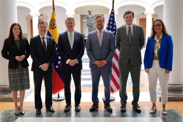 Subsecretario de Comercio de EEUU evalúa potenciar «oportunidades de mercado» en Venezuela – bancaynegocios.com