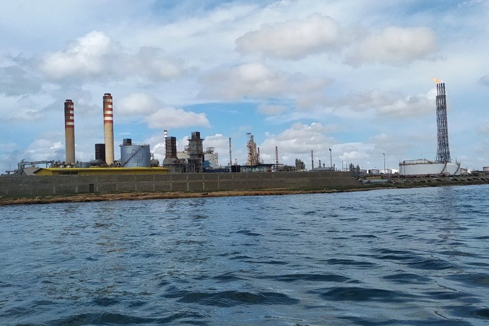 Pdvsa confirma paralización en refinería Cardón hasta lograr «su arranque seguro» | TalCual