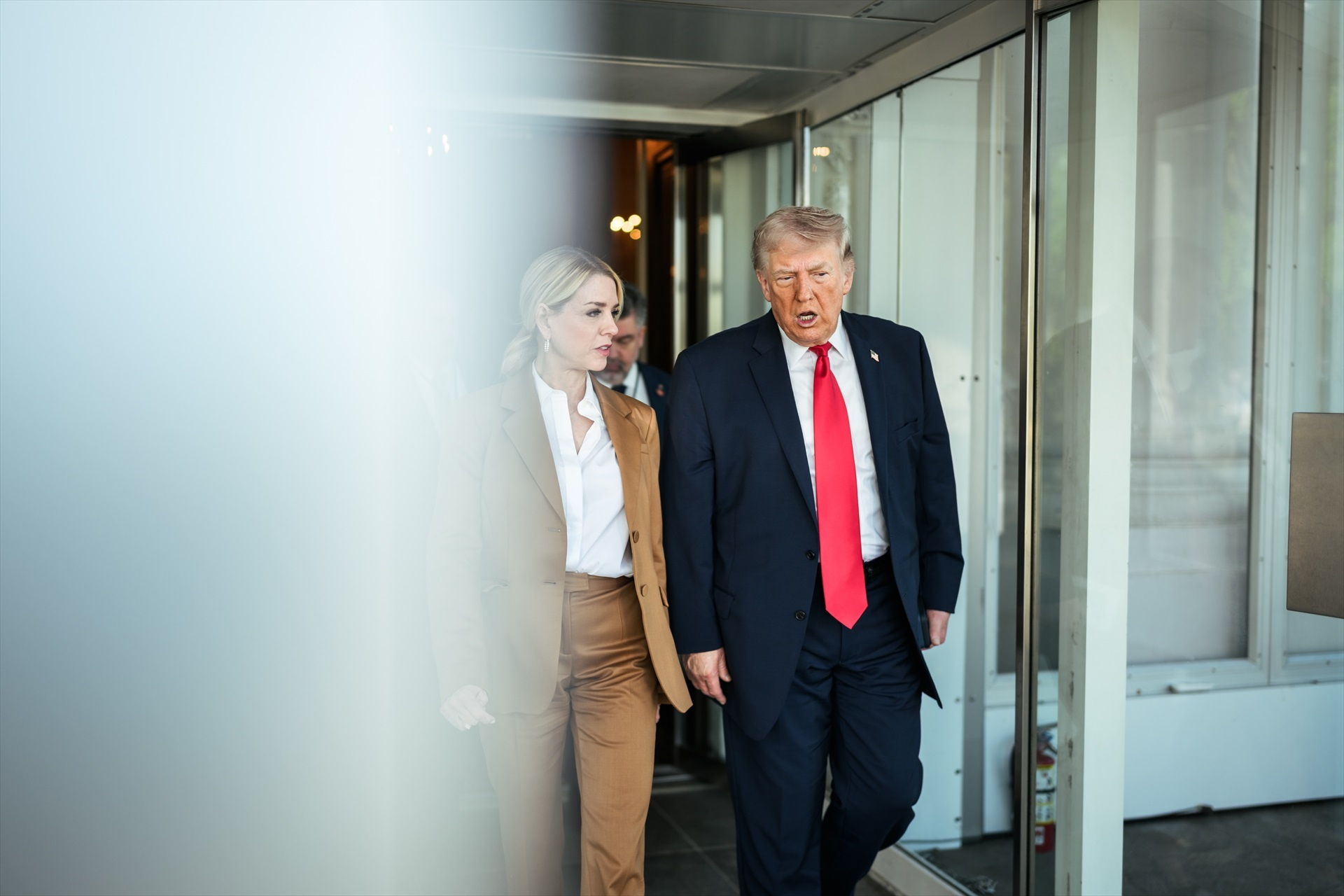Trump cree que Rusia no cuenta con la peste neumónica entre su arsenal de armas biológicas < El Informador Venezuela