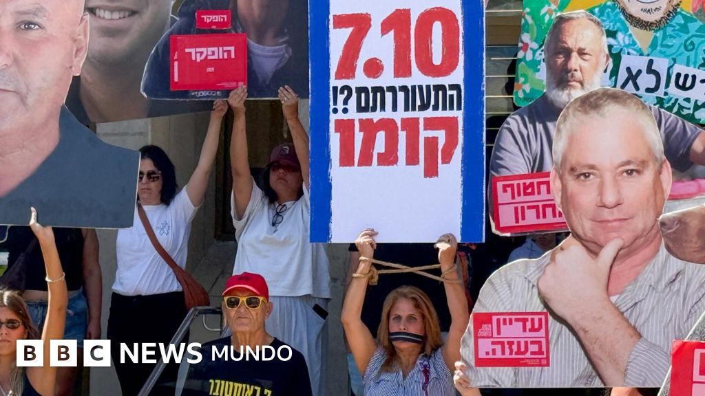 Los israelíes exigen que se rindan cuentas por los errores del 7 de octubre, tres años después de los ataques de Hamás – BBC News Mundo