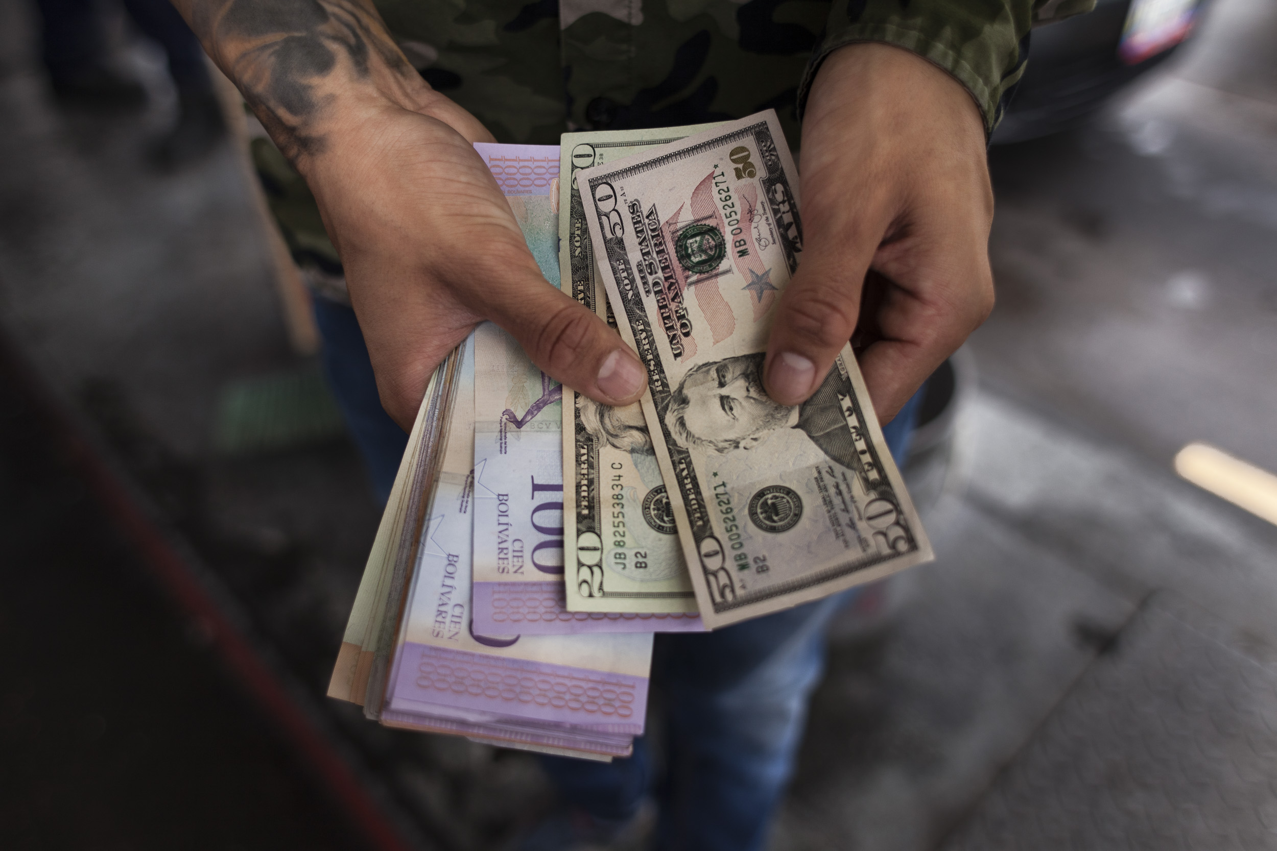 Dólar BCV no frena su escalada y sigue golpeando los bolsillos venezolanos