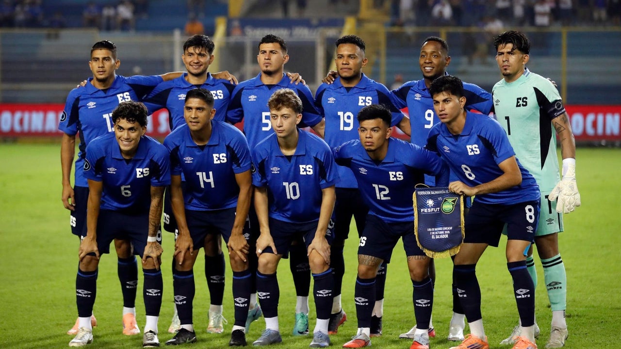 Hermano de Nayib Bukele ratifica en la selección de El Salvador a entrenador colombiano pese a malos resultados y el descontento de la afición | NTN24.COM