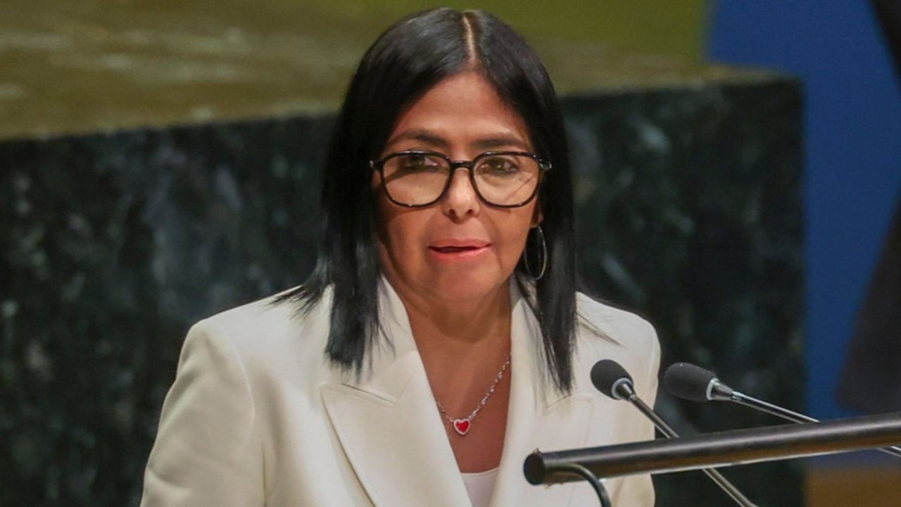 Exministro del gobierno de Hugo Chávez plantea la renuncia de Delcy Rodríguez “para que la transición comience de inmediato” en Venezuela | NTN24.COM