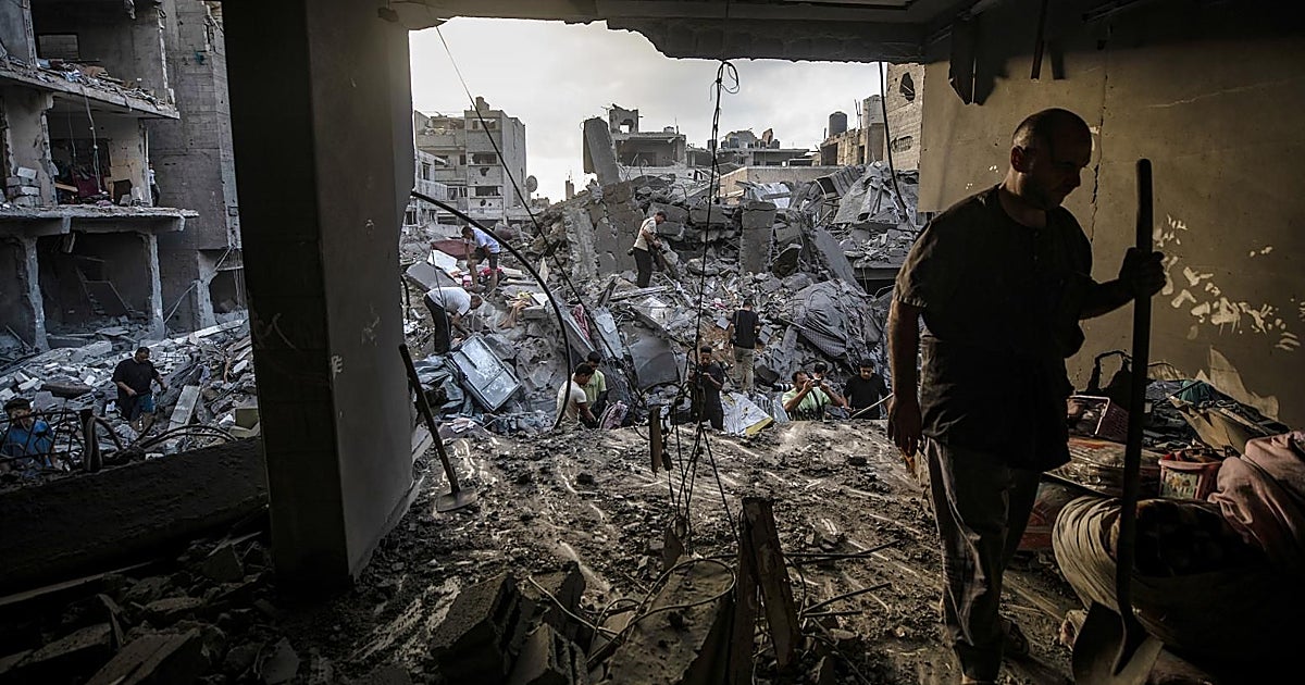 Gaza cumple un año de alto el fuego entre bombas y escombros