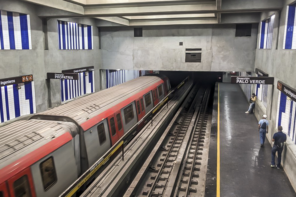Metro de Caracas anuncia aumento del pasaje a Bs 160 a partir del #9Oct | TalCual