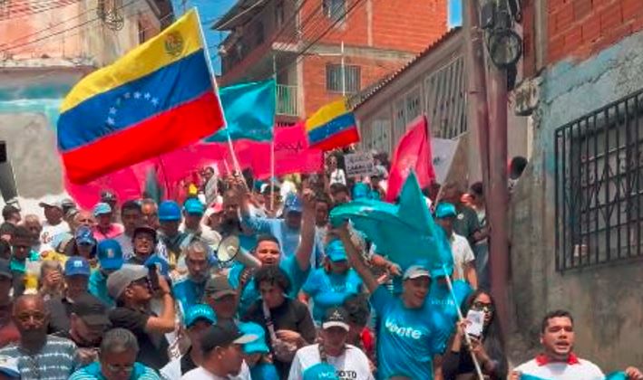 Carapita se movilizó para apoyar el regreso de María Corina Machado y pedir fecha de presidenciales (VIDEO)