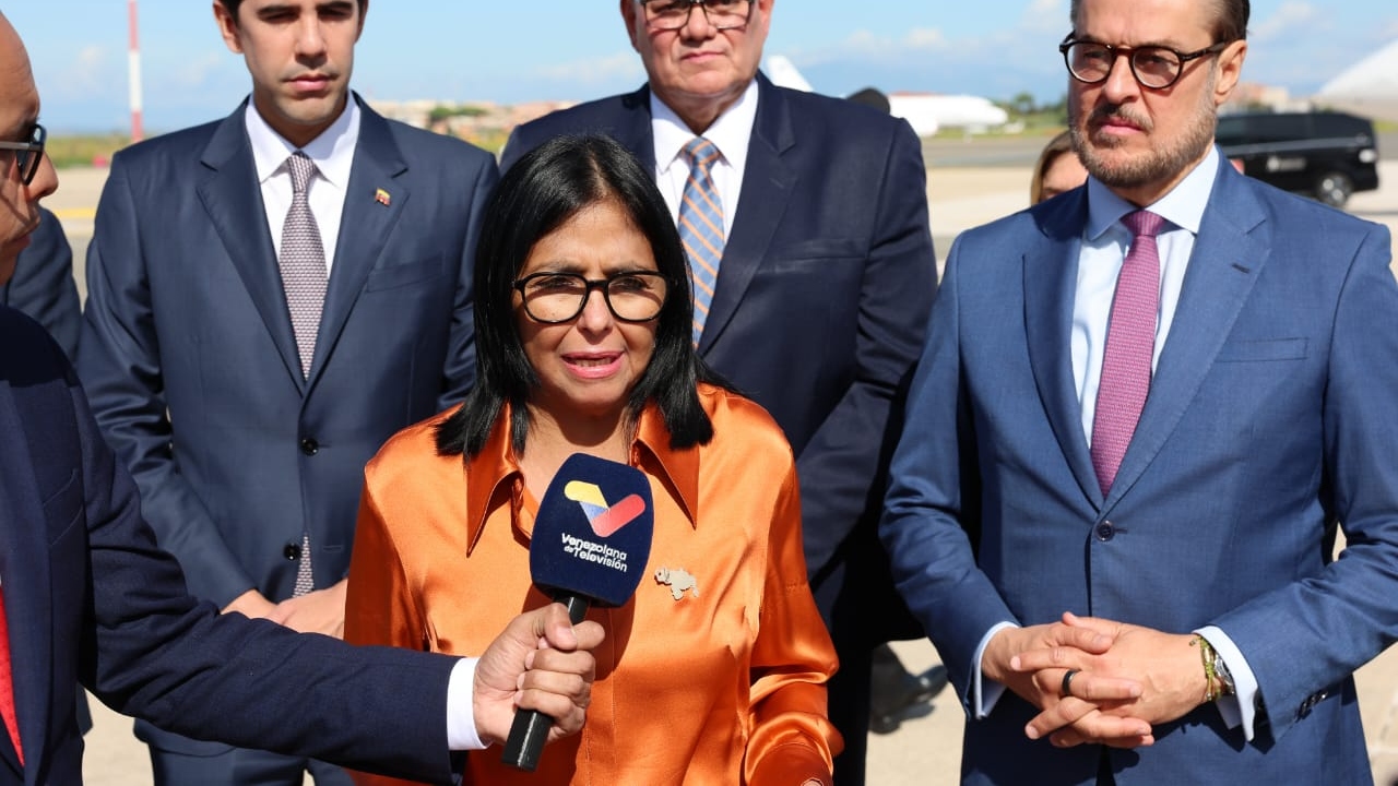 Delcy Rodríguez en Roma: