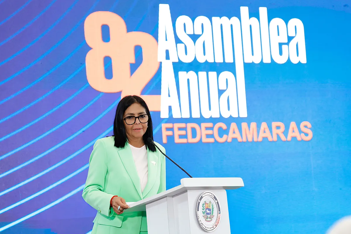 Delcy Rodríguez aterriza en Roma para participar en el Foro Mundial de la FAO pese a las sanciones europeas