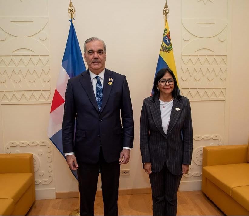 Luis Abinader y Delcy Rodríguez abordan reactivación consular y cooperación energética < El Informador Venezuela