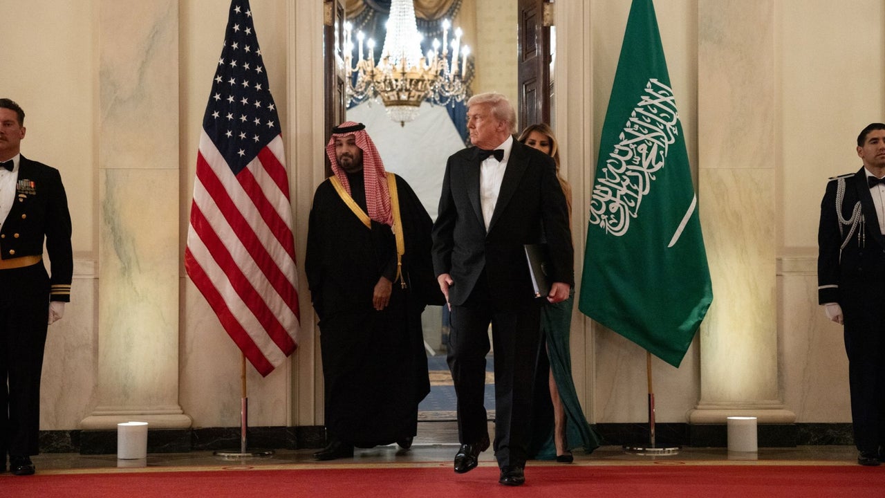 Donald Trump evalúa acción militar contra los hutíes tras hablar con el príncipe heredero saudí: “Están portándose muy mal” | NTN24.COM
