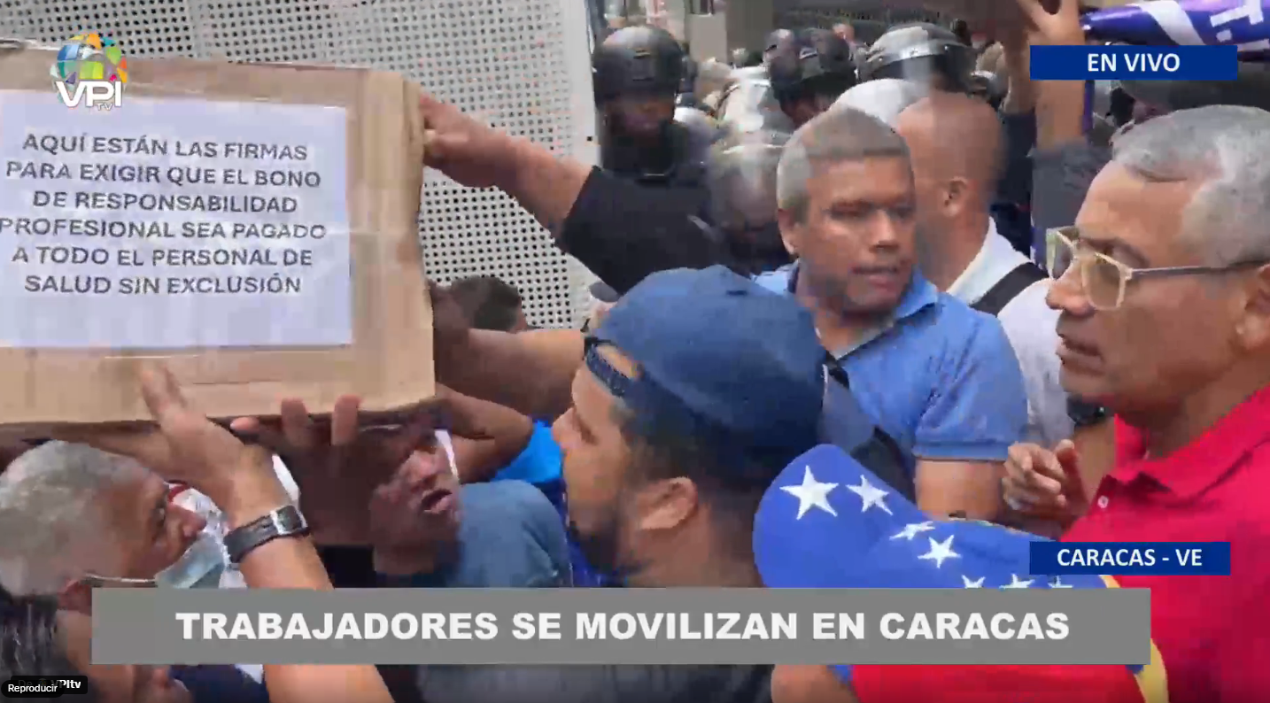 Piquete de la PNB bloquea el paso de la manifestación de trabajadores y jubilados hacia Miraflores < El Informador Venezuela
