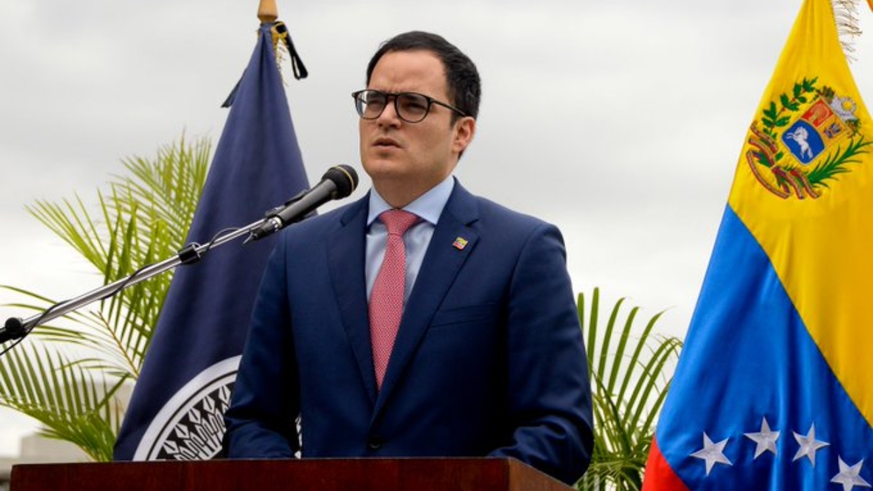 Venezuela busca aval del FMI con un plan económico centrado en hidrocarburos y minería