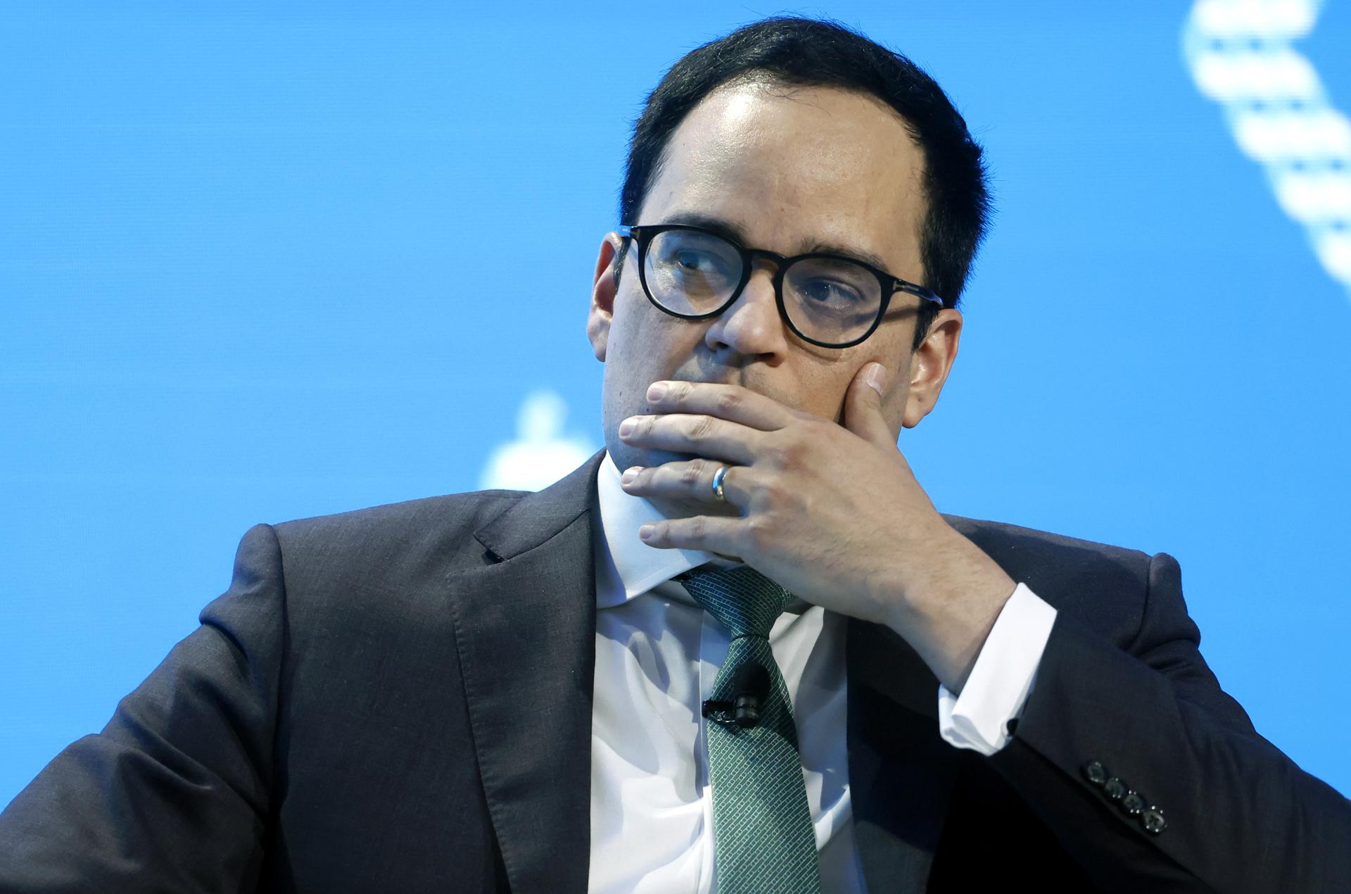 Calixto Ortega dijo que “la dolarización no es la respuesta adecuada para Venezuela”