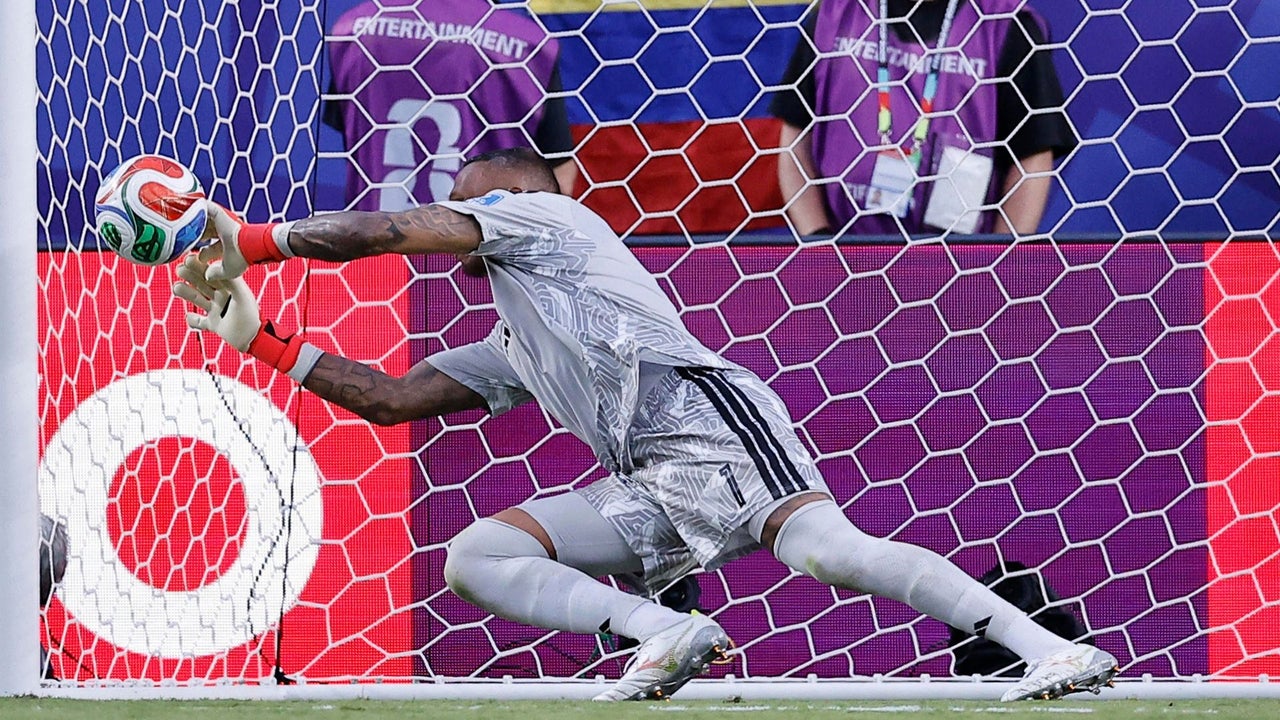 Arquero recibió el Récord Guinness por su destacada participación en el Mundial 2026 con su selección | NTN24.COM