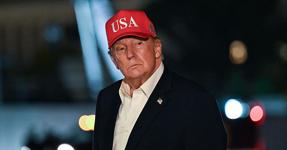 Trump considera lanzar la