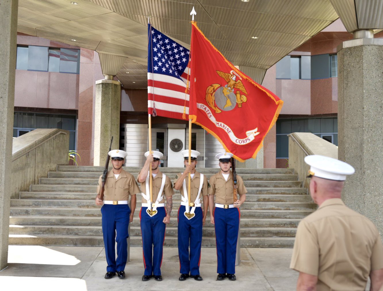 EE. UU. reactiva el Destacamento de Marines en su Embajada en Caracas tras presencia del general Eric Smith